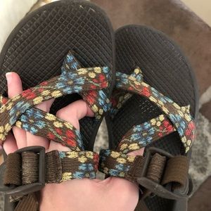 women’s chacos